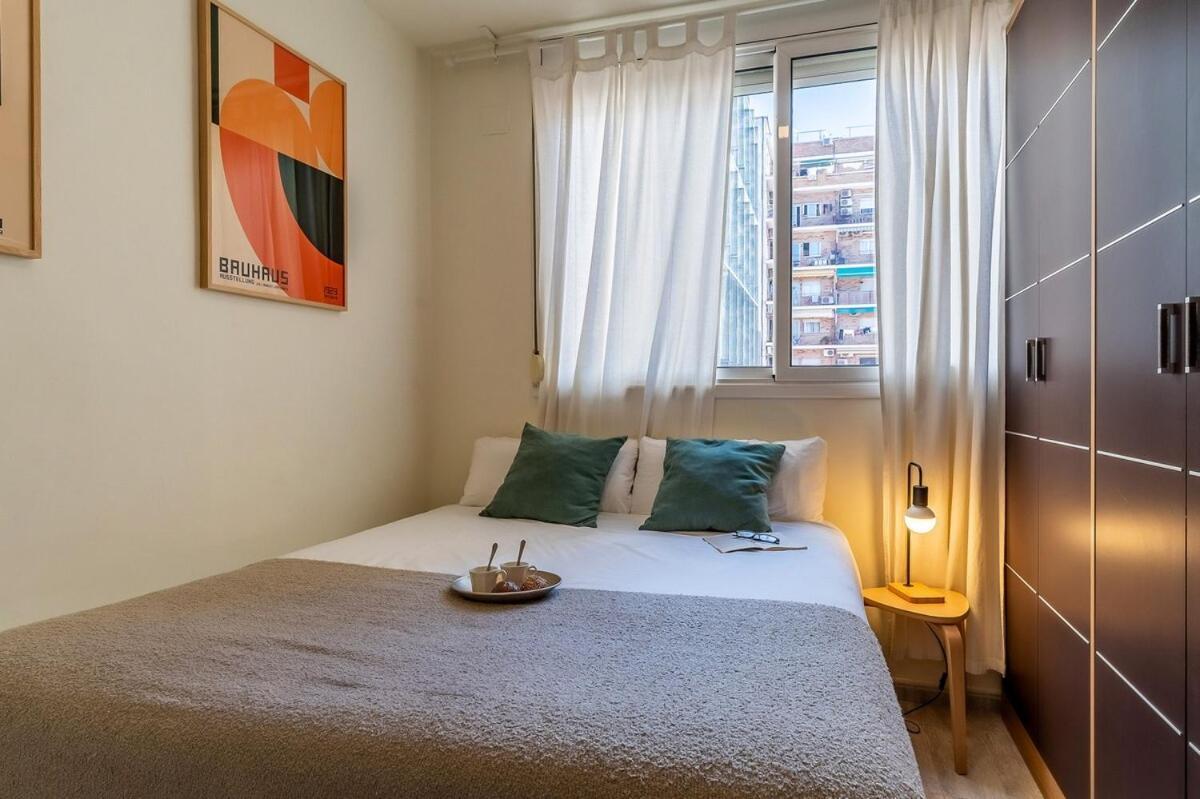 Canela Homes Arc De Triomf