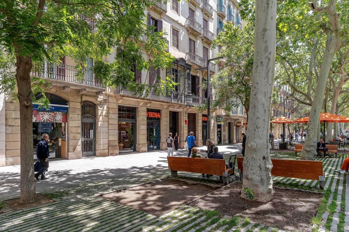 Canela Homes Arc De Triomf *